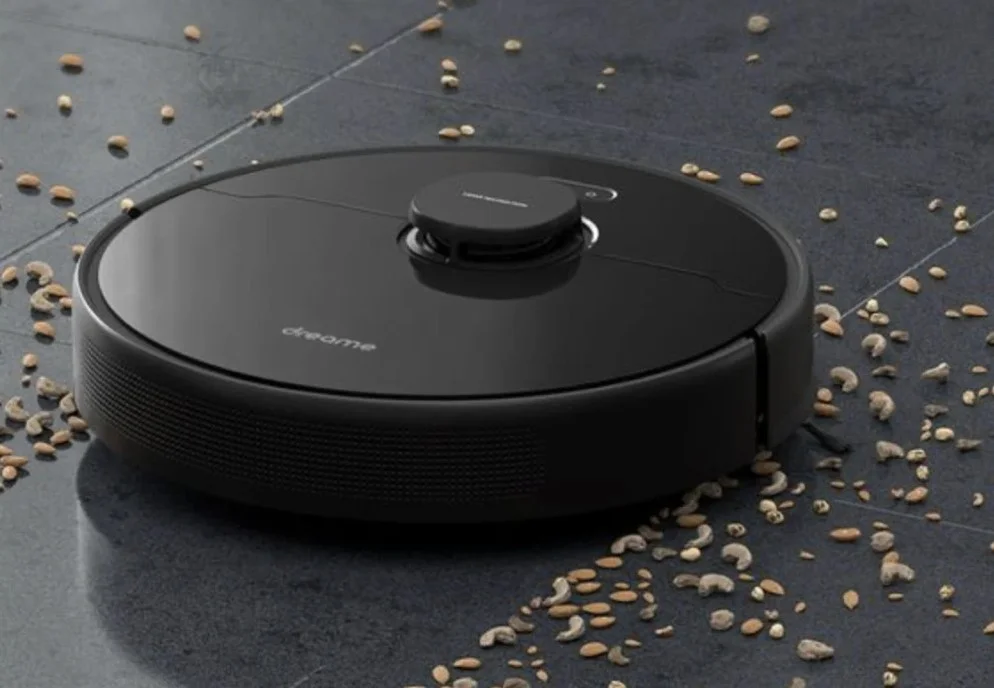 vacuum cleaning robot